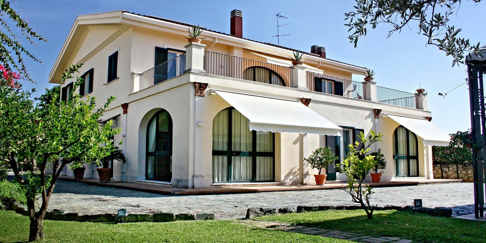 Villa Glicini Lamezia Terme Exterior foto